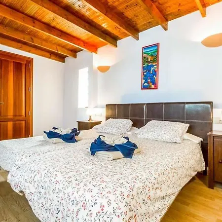 Playa Blanca Sleeps 6 Pool Air Con Wifi