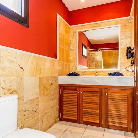 Villa Playa Blanca Sleeps 6 Pool Air Con Wifi